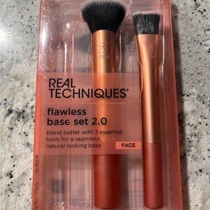 Real Techniques flawless base set